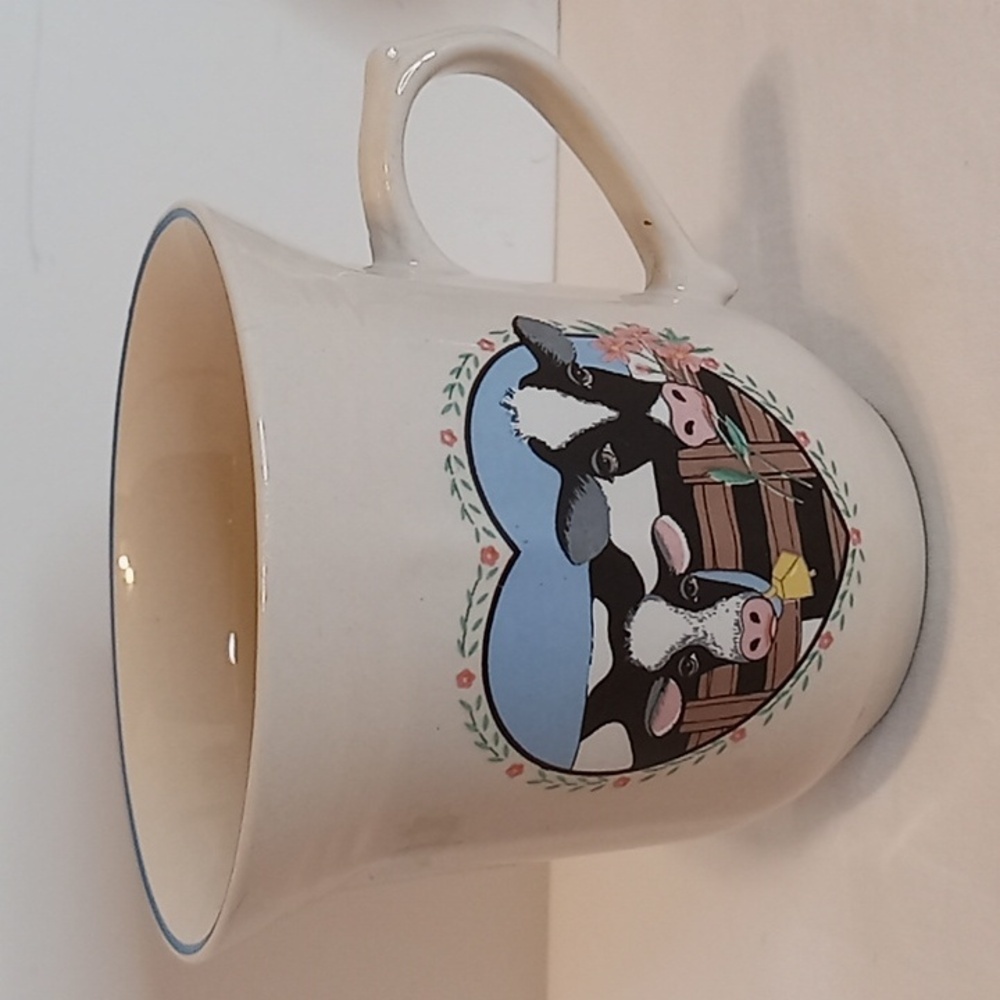 8 Piece Set Vintage 80's Tienshan Stoneware Farm Cow Coffee Mugs
